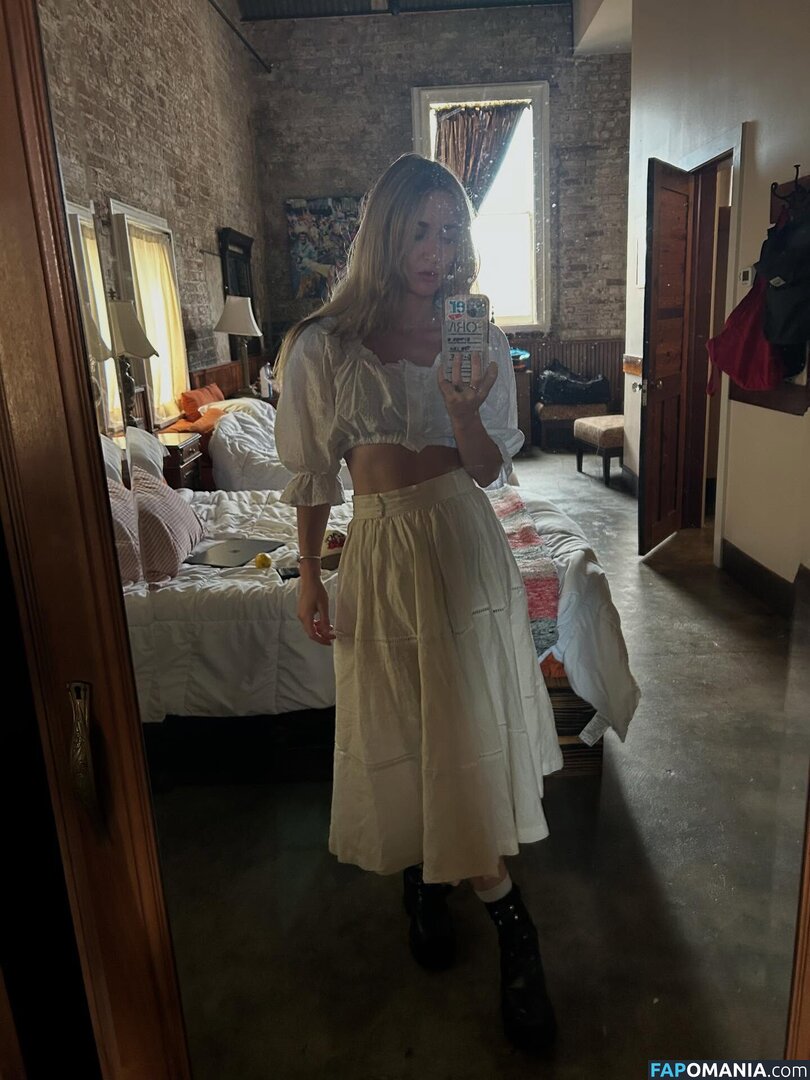 Esther Rose / estherrose001 / https: / therealestherrose Meztelen OnlyFans  Kikerült fotó #4