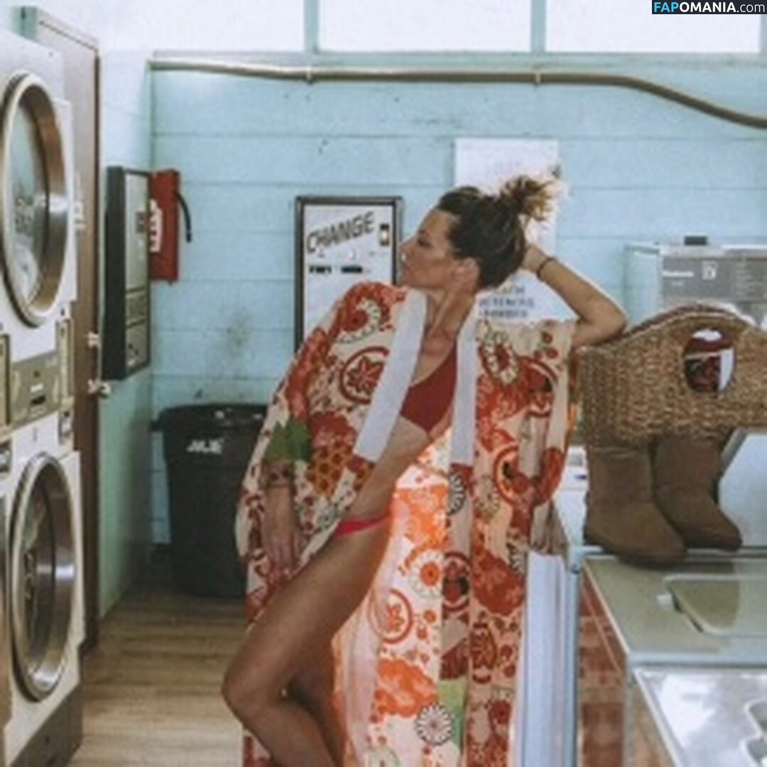 Evangeline Lilly / EvangelineLilly / evangelinelillyofficial / https: / lilyevangeline Meztelen OnlyFans  Kikerült fotó #78