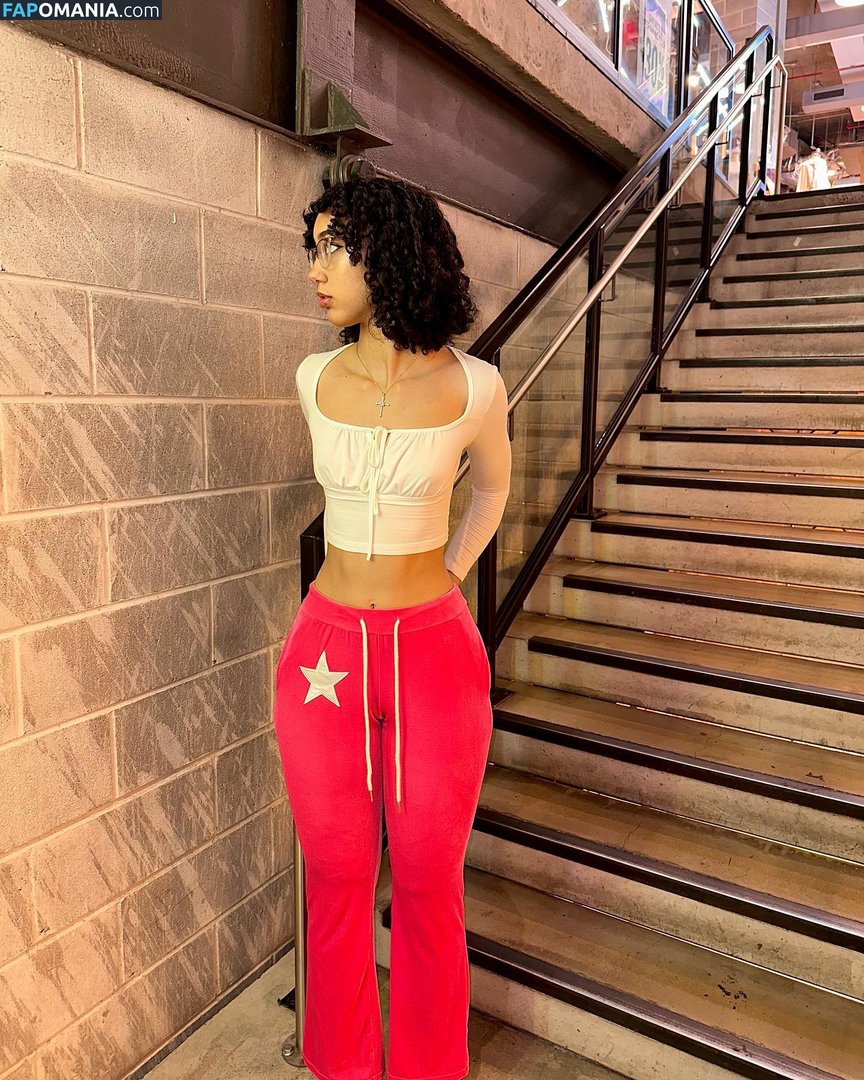 eliana / ewmxt / lalayravo / woahnatty Meztelen OnlyFans  Kikerült fotó #16