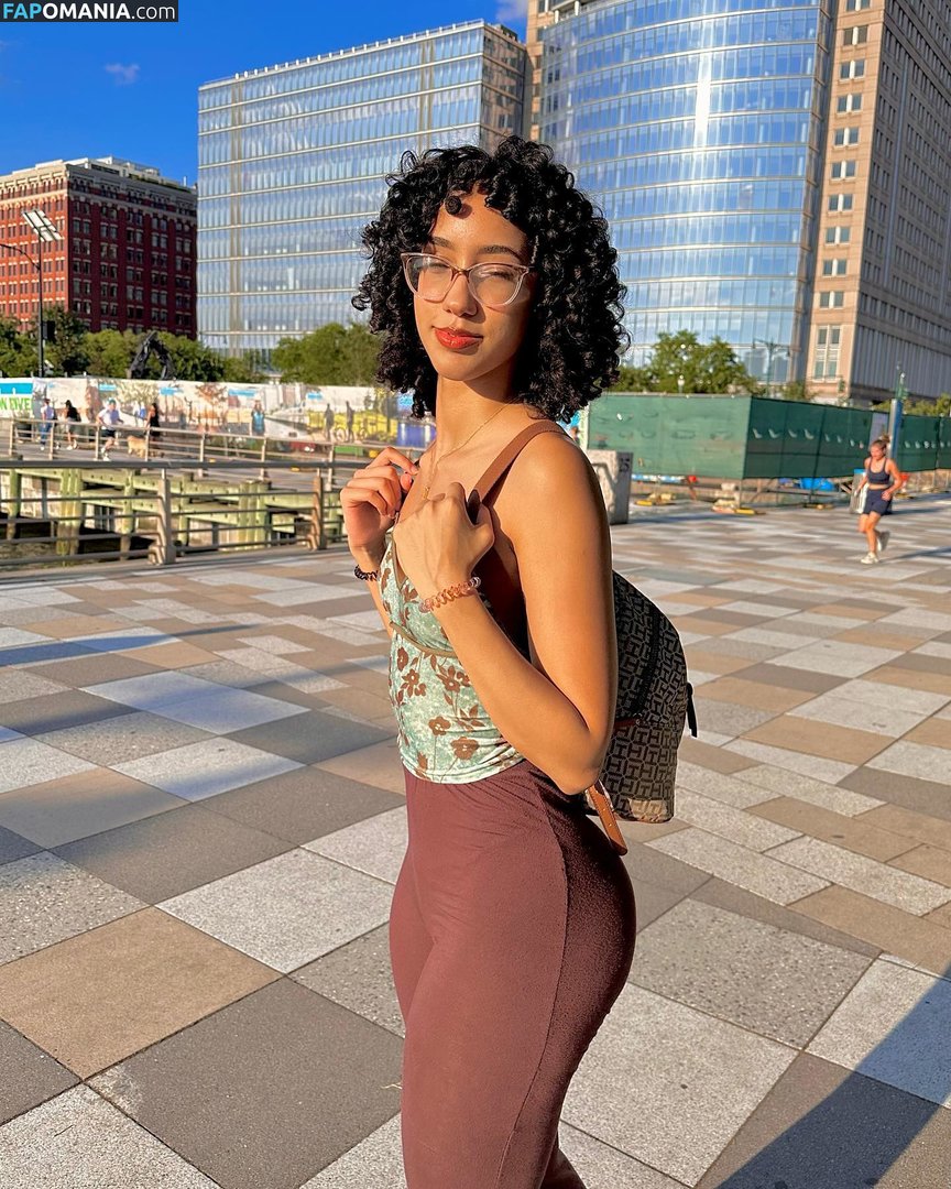 eliana / ewmxt / lalayravo / woahnatty Meztelen OnlyFans  Kikerült fotó #34