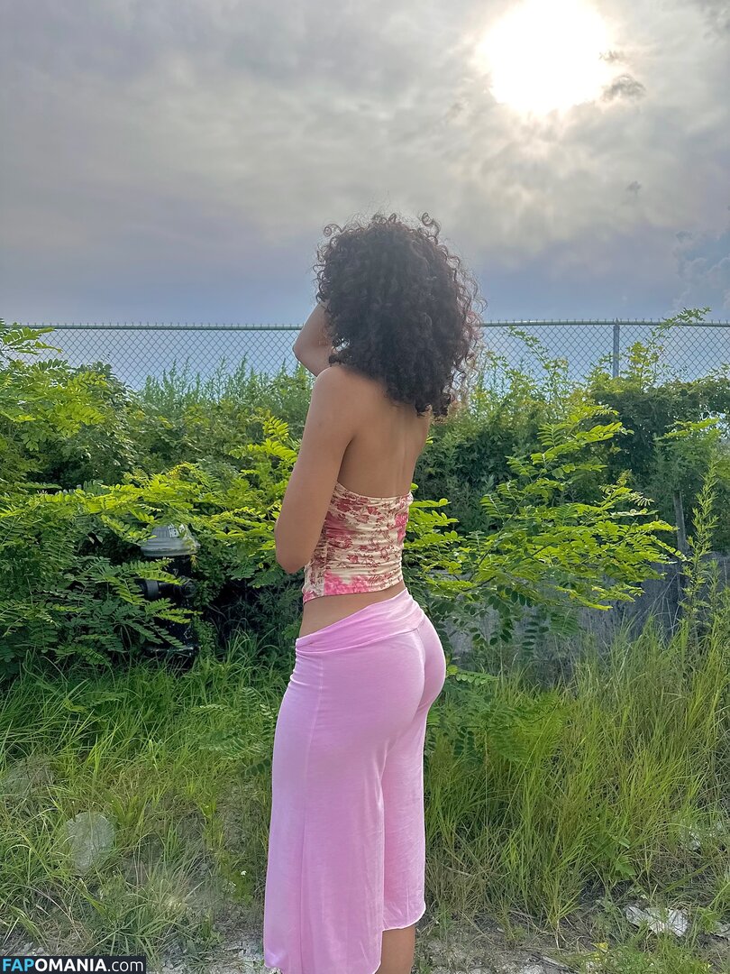 eliana / ewmxt / lalayravo / woahnatty Meztelen OnlyFans  Kikerült fotó #61