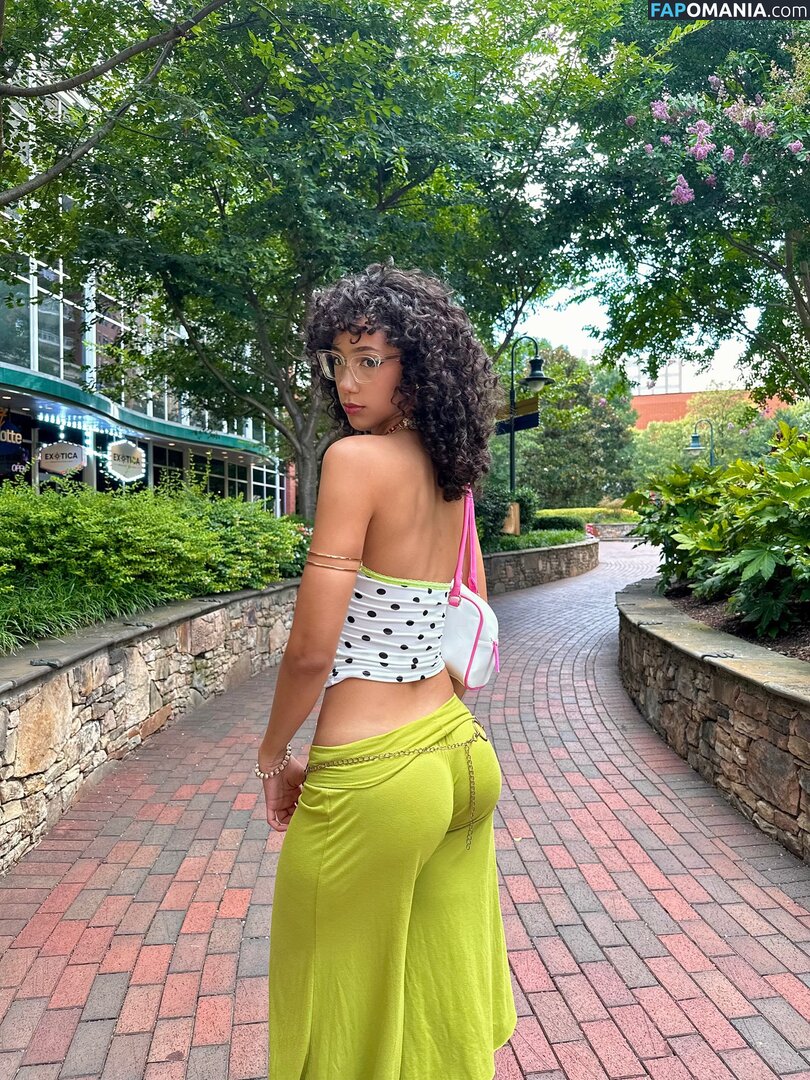 eliana / ewmxt / lalayravo / woahnatty Meztelen OnlyFans  Kikerült fotó #79