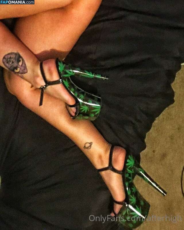 Extra_sarah / high_hoe / https: Meztelen OnlyFans  Kikerült fotó #5