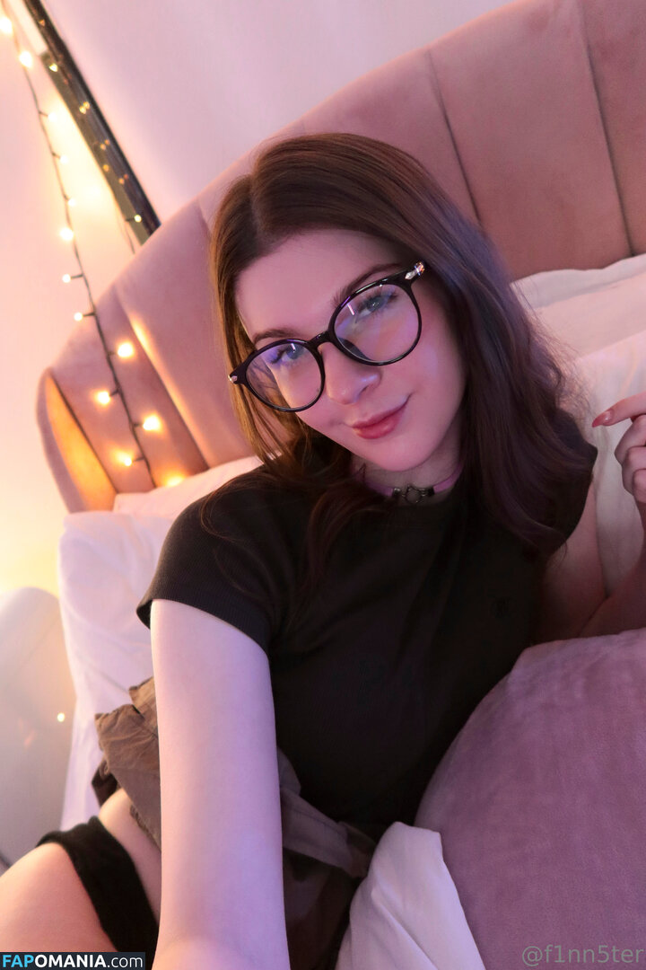 F1NN5TER / rosetwitch Meztelen OnlyFans  Kikerült fotó #4