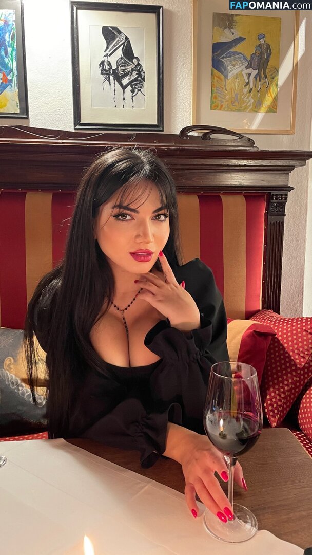 Faina Zuckerman / fainazuckerman Meztelen OnlyFans  Kikerült fotó #1