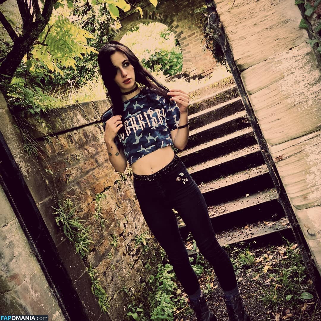 falseangel / falseangelx / xfalse_angelx Meztelen OnlyFans  Kikerült fotó #2