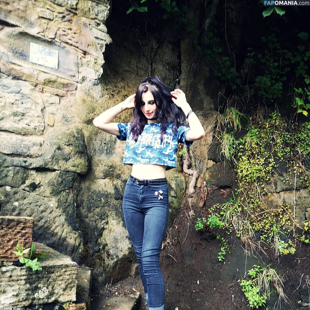 falseangel / falseangelx / xfalse_angelx Meztelen OnlyFans  Kikerült fotó #3