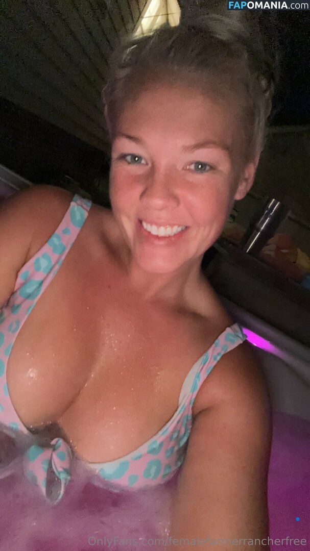 Female Farmer Rancher / FemaleRancher / femalefarmerrancher Meztelen OnlyFans  Kikerült fotó #1