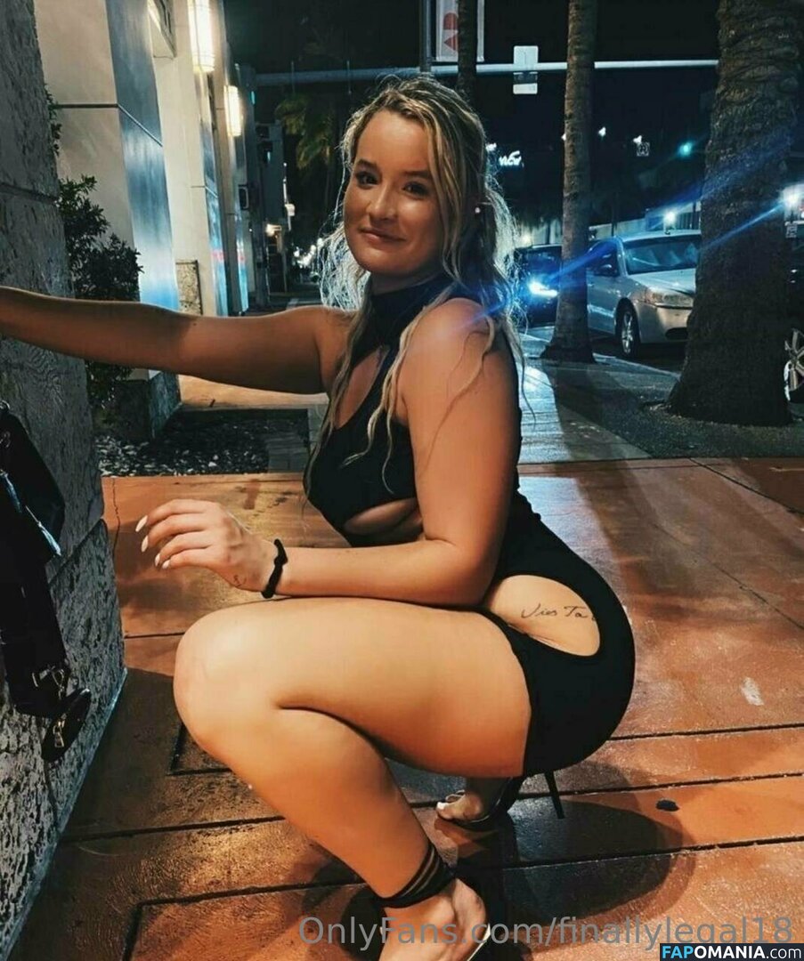 finallylegal18 / hazel_beauti Meztelen OnlyFans  Kikerült fotó #44