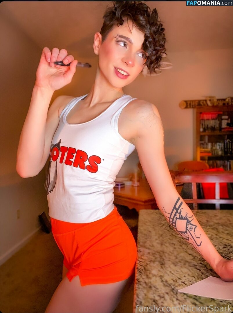 Flickerspark / flickerspark_ / https: Meztelen OnlyFans  Kikerült fotó #32