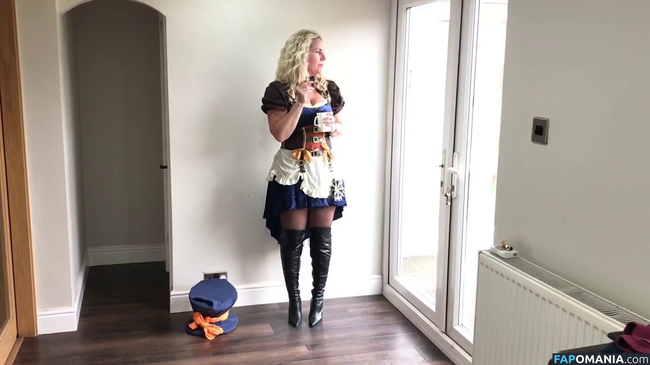 Foxy Geek Girl / foxygeekgirl Meztelen OnlyFans  Kikerült fotó #6