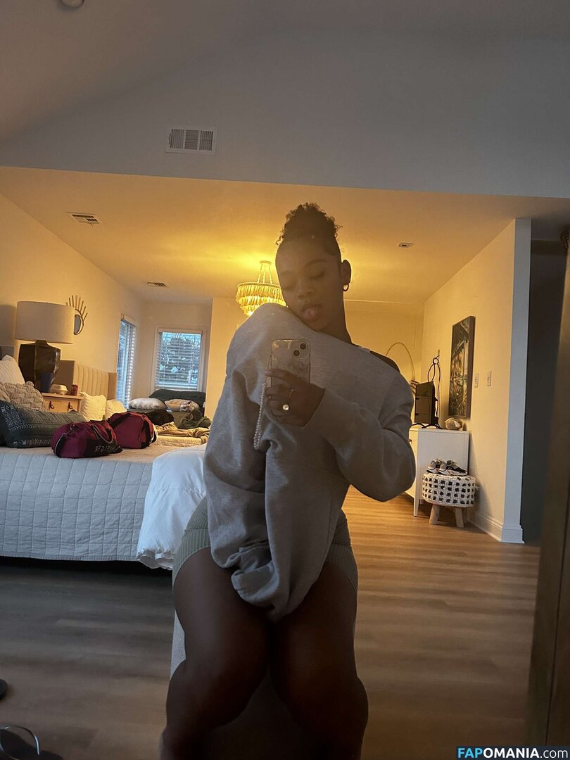 Fw.Renee._ / fw.renee_ / reneegracie Meztelen OnlyFans  Kikerült fotó #3