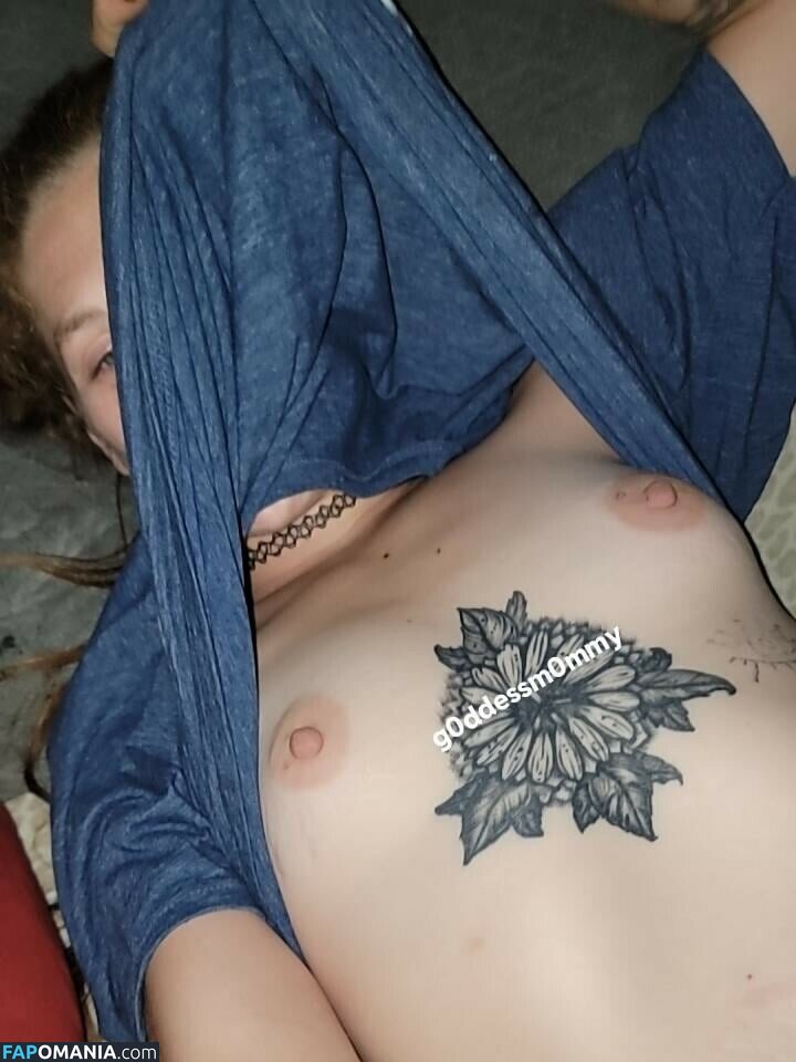 g0ddessm0mmy / imperfect_creativity_ / mommy__mandy Meztelen OnlyFans  Kikerült fotó #15