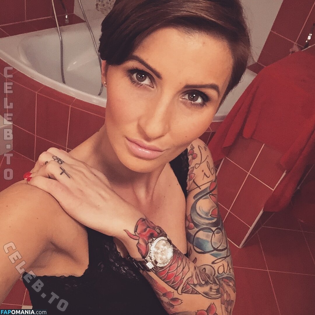 Gabrielle Gucci / gabrielle.gucci.58 / gabriellegucci / https: / mdragounova Meztelen OnlyFans  Kikerült fotó #9