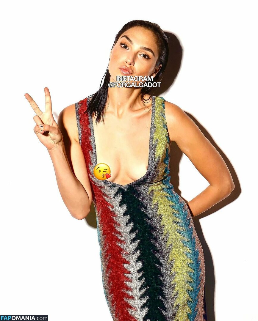 Gal Gadot / gal_gadot / https: / inked_hriss Meztelen OnlyFans  Kikerült fotó #113