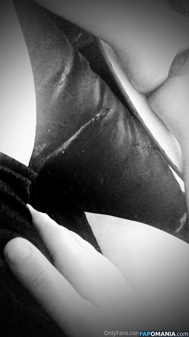 gamingth0ttyfree / thtprvttygrl Meztelen OnlyFans  Kikerült fotó #8