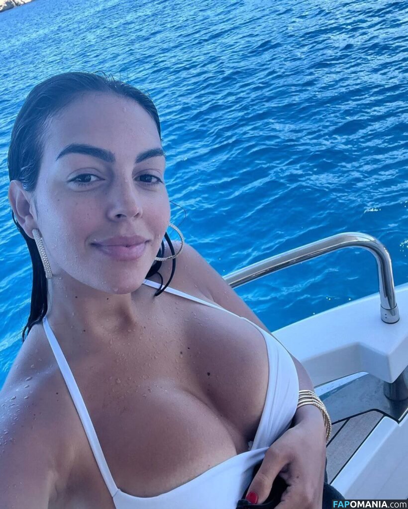 Georgina Rodriguez / georginagio Meztelen OnlyFans  Kikerült fotó #7