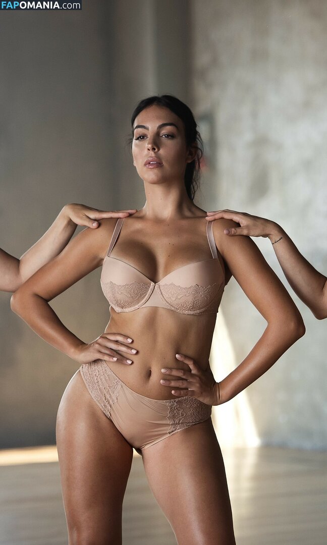 Georgina Rodriguez / georginagio Meztelen OnlyFans  Kikerült fotó #64