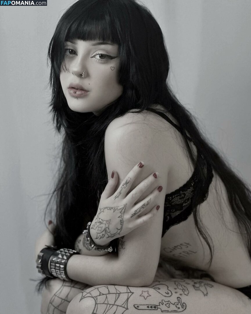 darkinblood_ / ghostbabss / surrentdeard Meztelen OnlyFans  Kikerült fotó #111