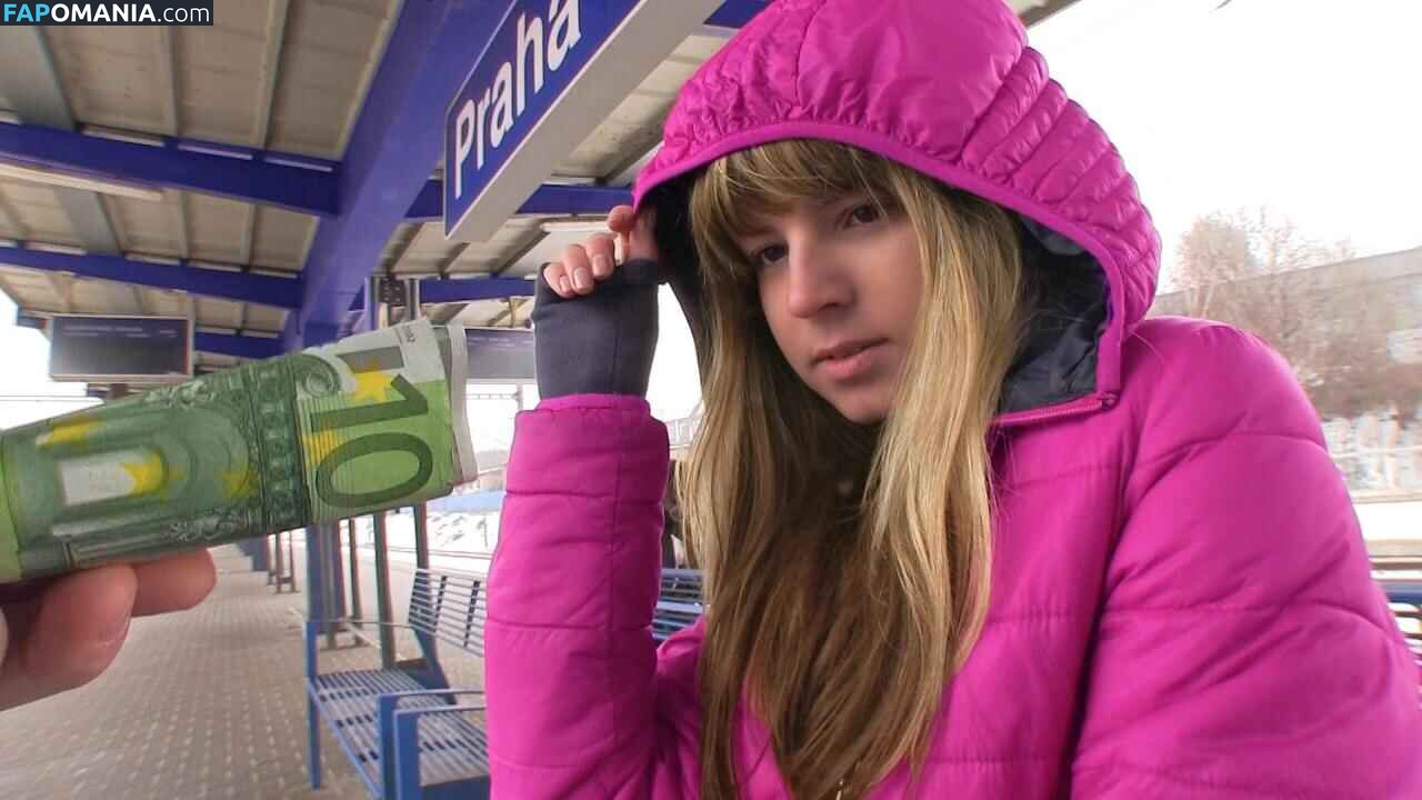 Gina Gerson / gina_gerson / https: / valentina_ginagerson_official Meztelen OnlyFans  Kikerült fotó #1383
