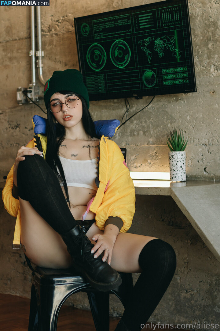 Girls In Combat And Platform Boots Meztelen OnlyFans  Kikerült fotó #39