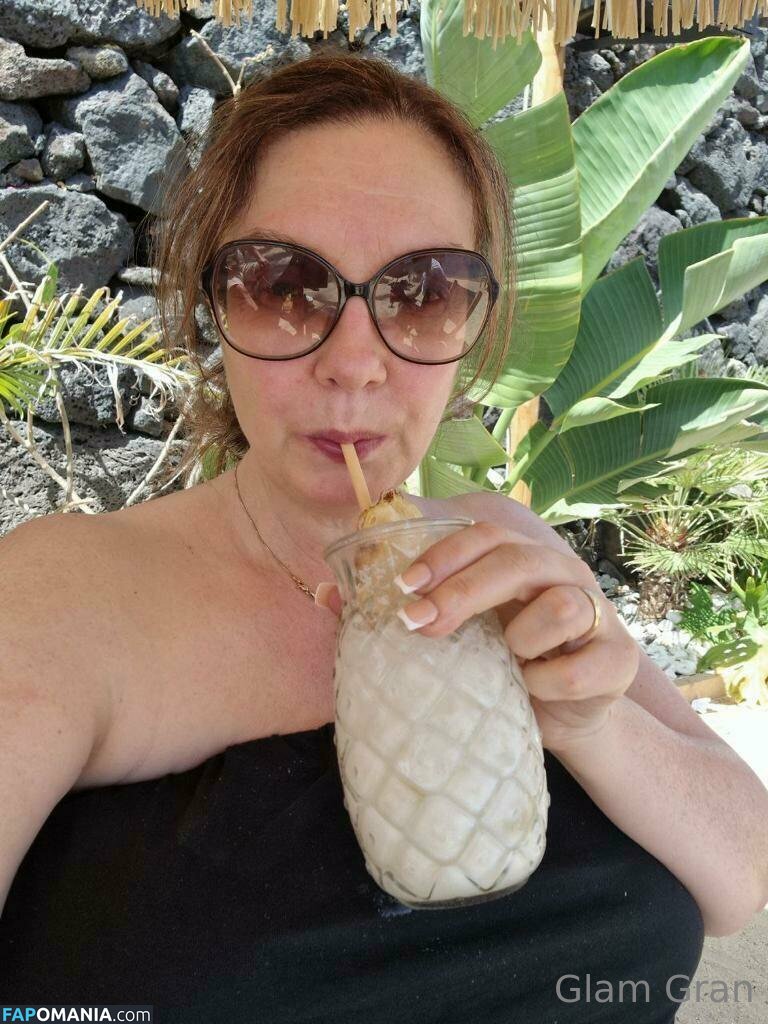gingergordonn / glamgran56 Meztelen OnlyFans  Kikerült fotó #21