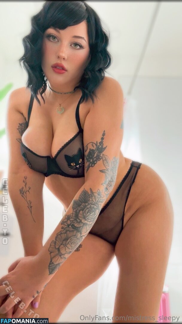 Goddess_sleepy / goddesssleepyy / https: / sleepyqtcat Meztelen OnlyFans  Kikerült fotó #17