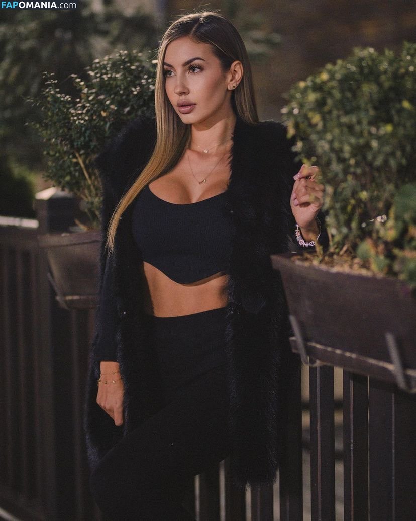 Gonsabella / Gonsabellla_ / gonsabellla Meztelen OnlyFans  Kikerült fotó #5