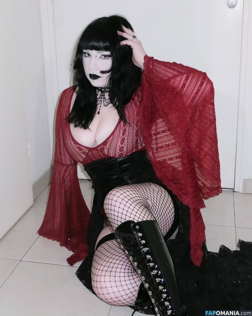 gothbynight Meztelen OnlyFans  Kikerült fotó #1