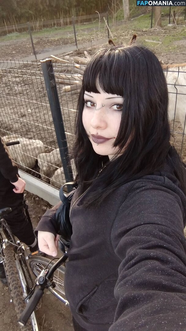 gothbynight Meztelen OnlyFans  Kikerült fotó #3