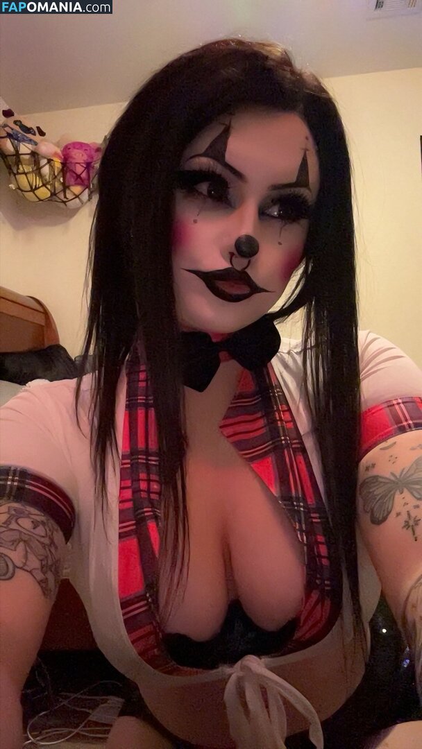 Gr4v3y4rdkandi3 / gr4v3y4rdkand13 / https: Meztelen OnlyFans  Kikerült fotó #5