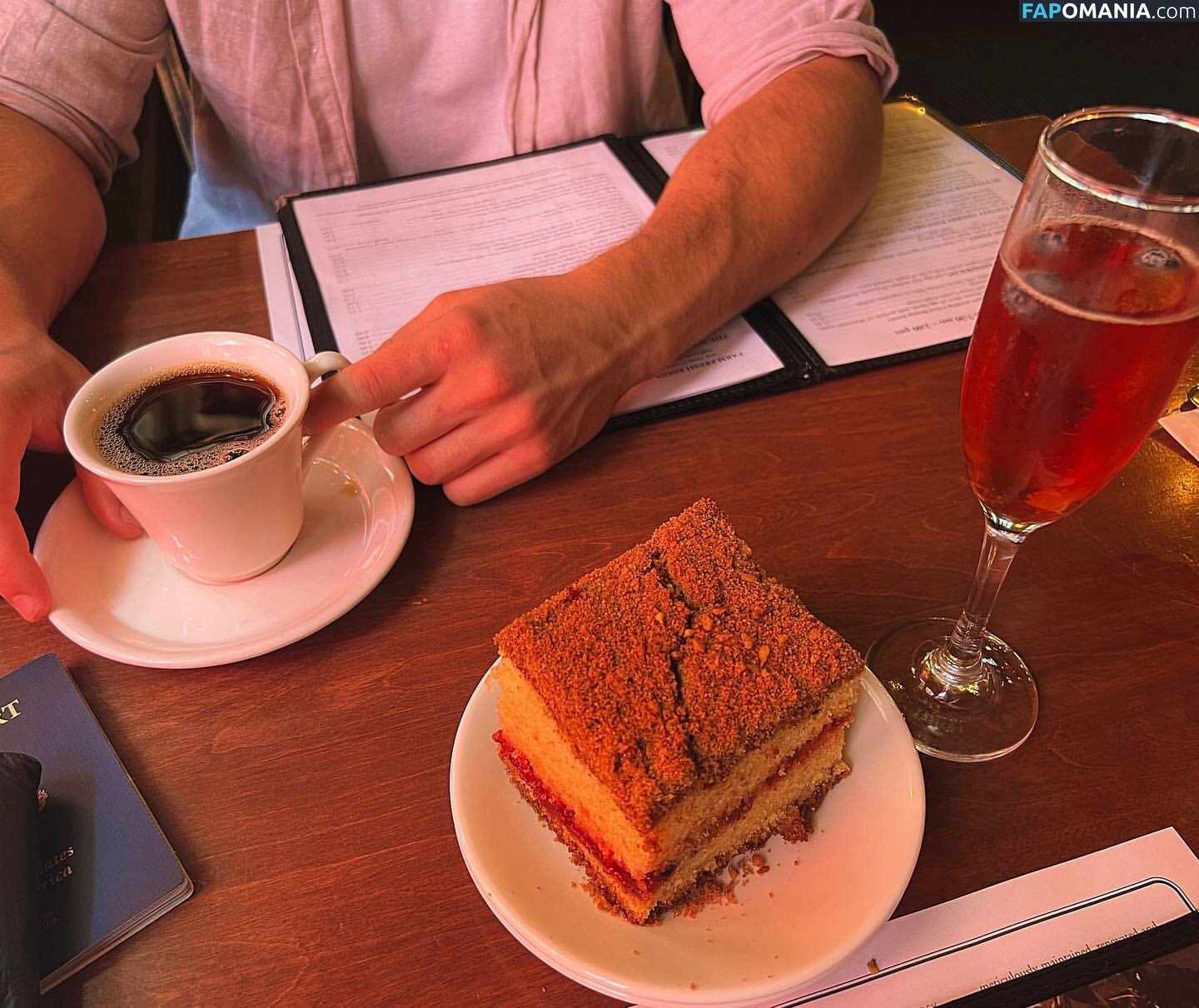 Grace / darlingrl / darlingrll / grace_t / piscesxcherry Meztelen OnlyFans  Kikerült fotó #13