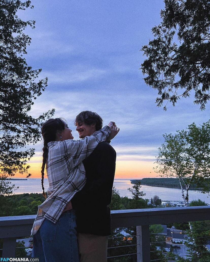 Grace / darlingrl / darlingrll / grace_t / piscesxcherry Meztelen OnlyFans  Kikerült fotó #14