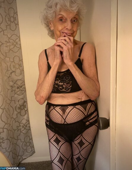 Grandma Linda Lindahope1939 Lucy-cutest / grandma_lindaaa / lindahope1939 Meztelen OnlyFans  Kikerült fotó #5