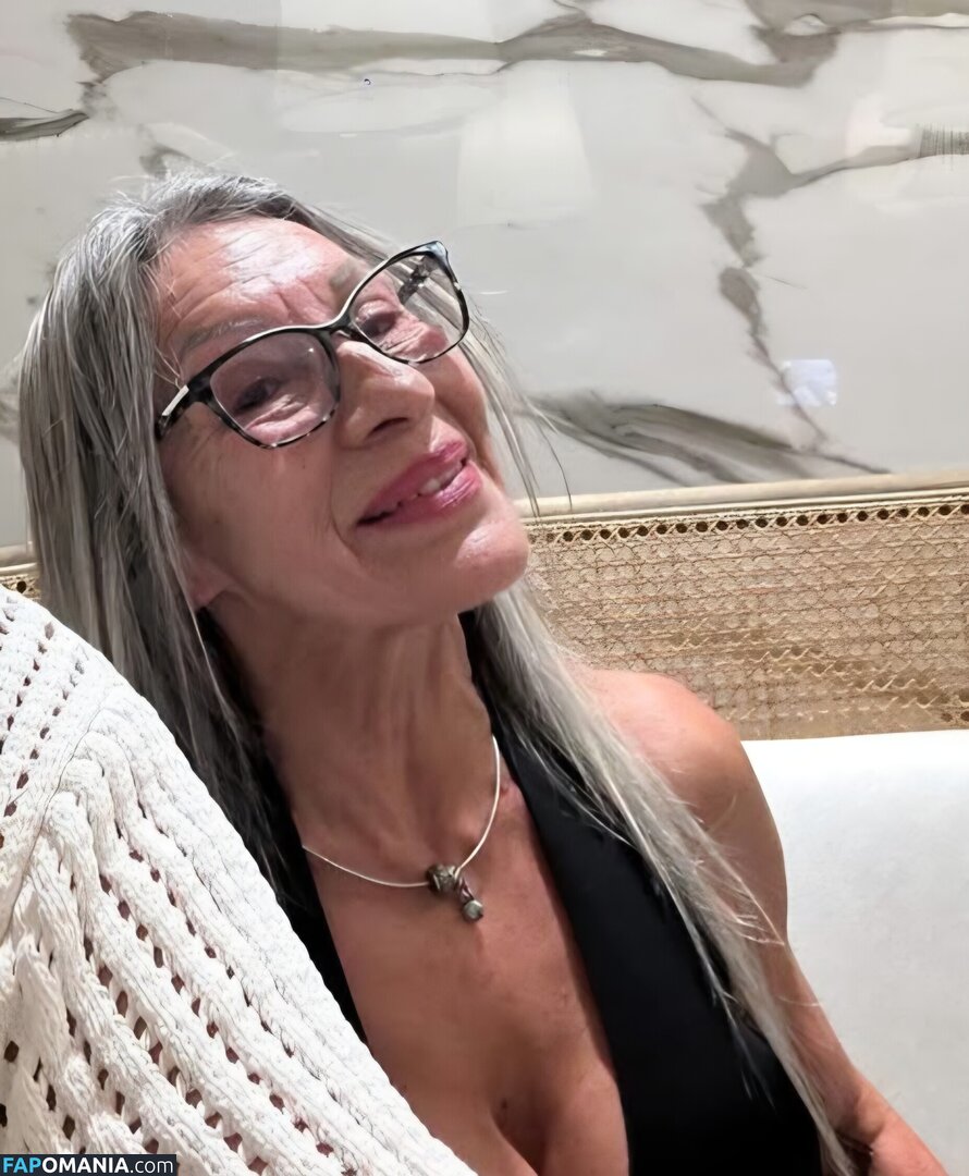 Tania Maria Martins / grandmathediamond / tania.mariamartins Meztelen OnlyFans  Kikerült fotó #3