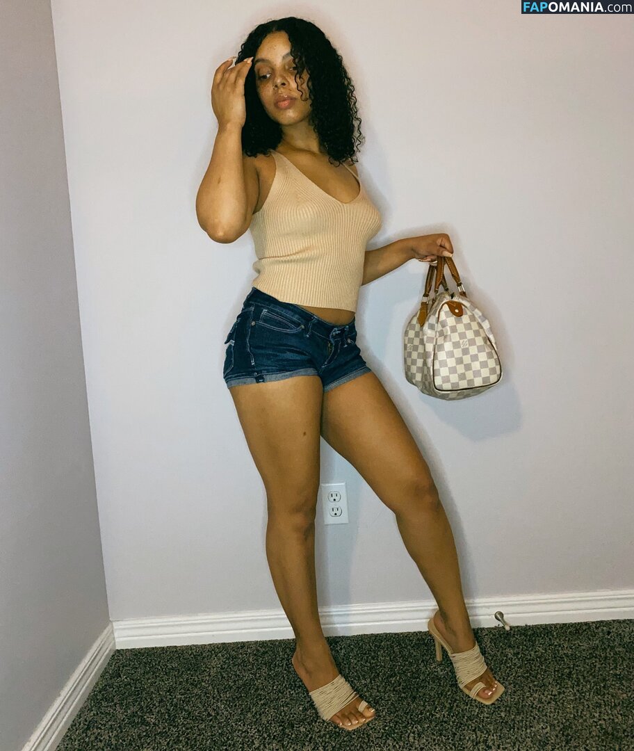 1guapunzel / Guapunzel / https: Meztelen OnlyFans  Kikerült fotó #2