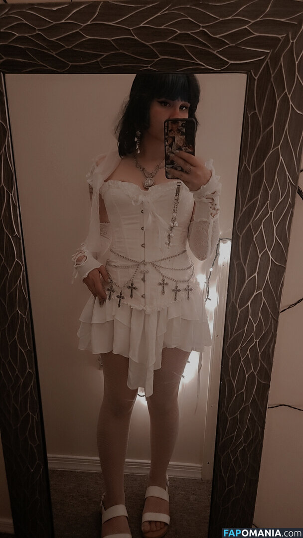Guttzz / batg0re / cw / https: Meztelen OnlyFans  Kikerült fotó #3