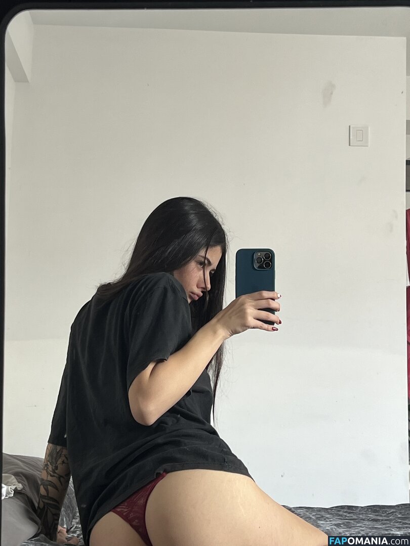 gweniiee / gwenniie Meztelen OnlyFans  Kikerült fotó #2