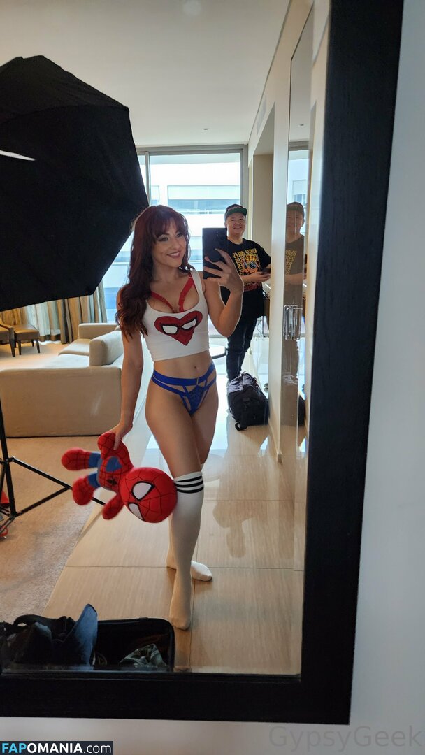gypsygeek / thatgypsygeek Meztelen OnlyFans  Kikerült fotó #12