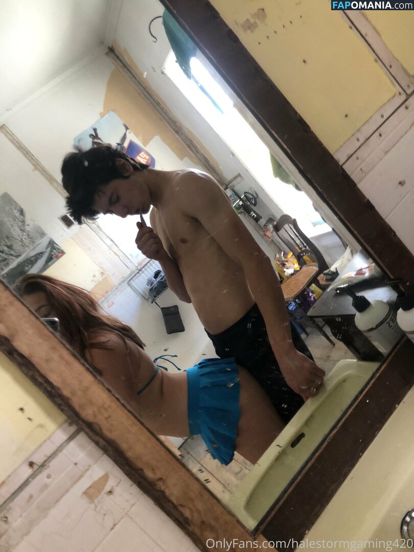 halestormgaming420 / halestormmm_ Meztelen OnlyFans  Kikerült fotó #53