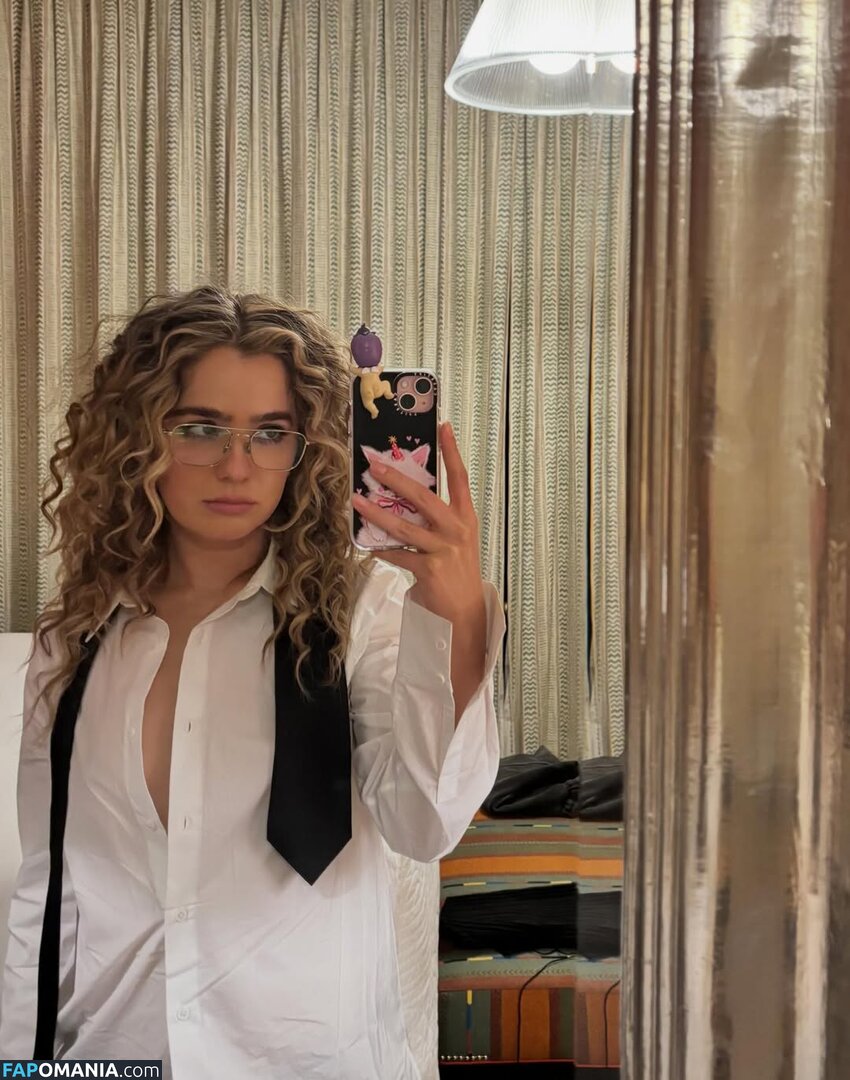 Haley Lu Richardson / haleyluhoo Meztelen OnlyFans  Kikerült fotó #200