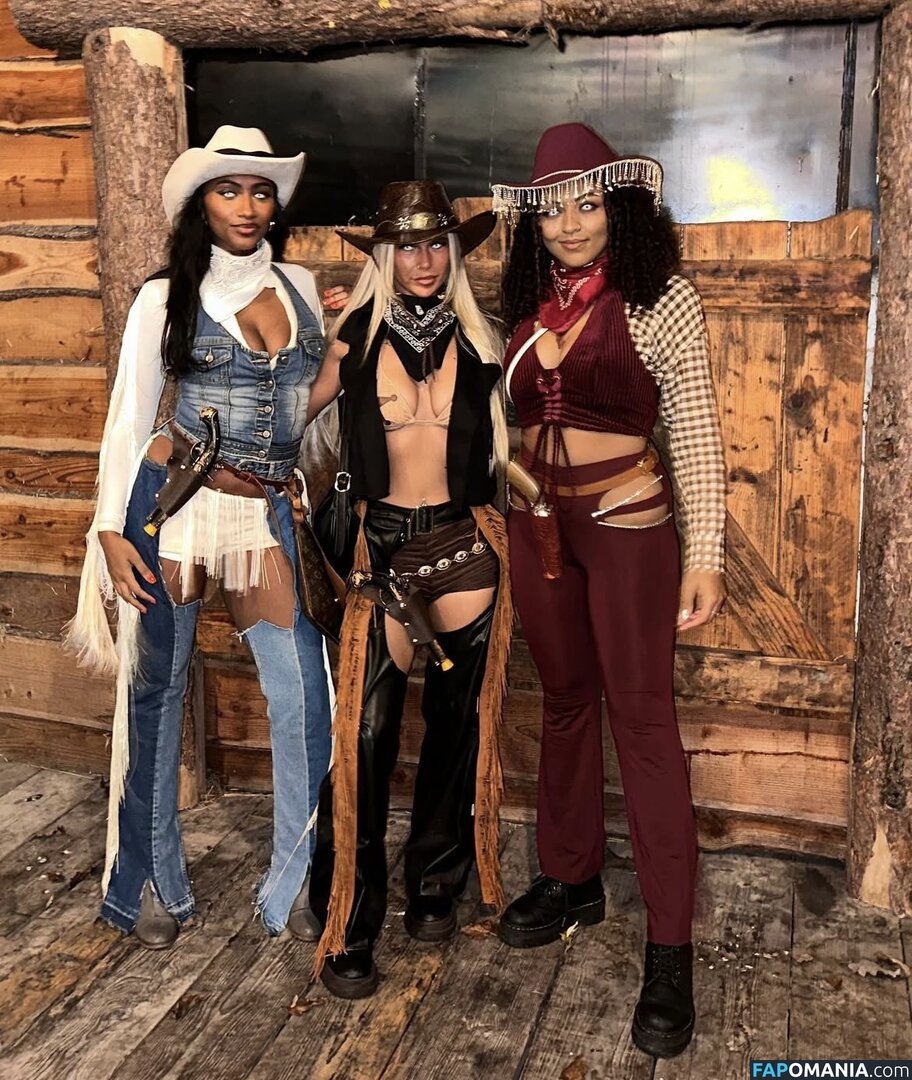 Halloween Sluts Meztelen OnlyFans  Kikerült fotó #5