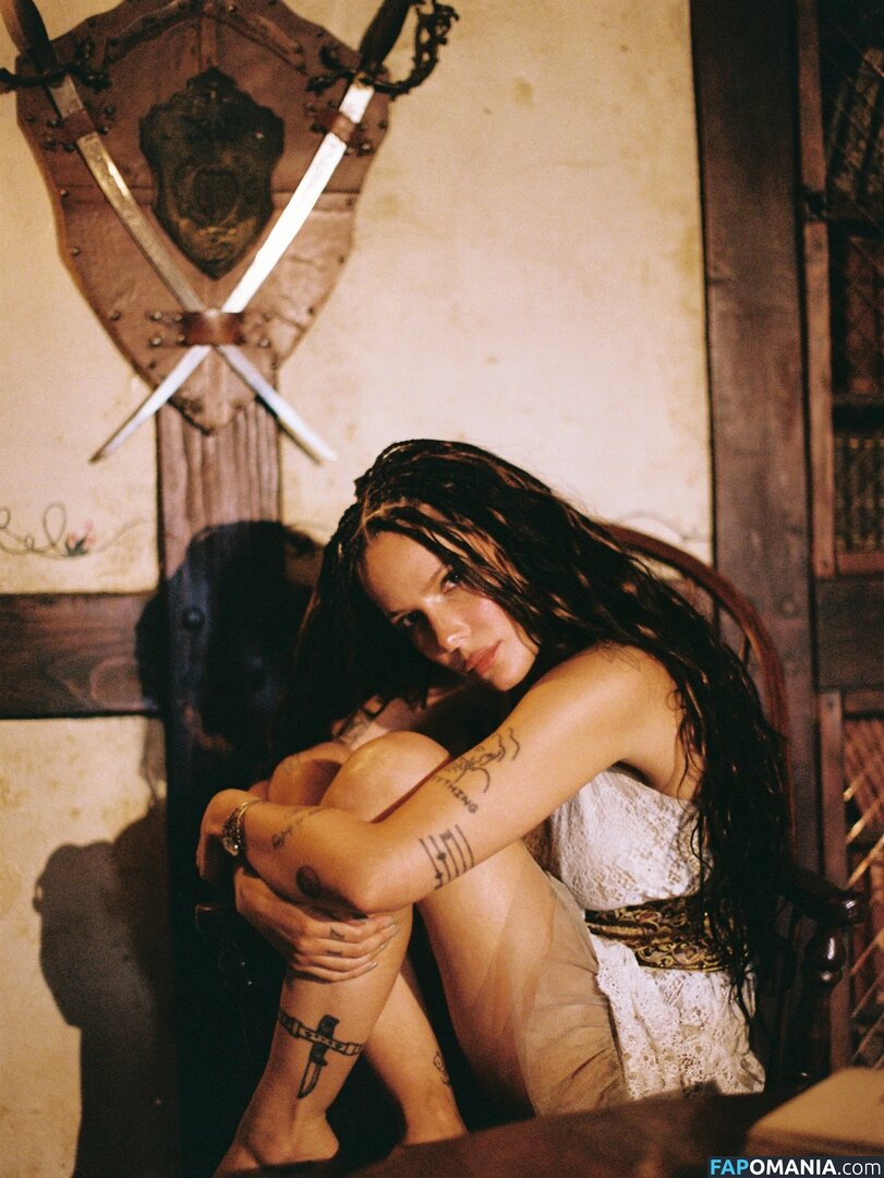 Halsey / https: / iamhalsey / yammahaaa Meztelen OnlyFans  Kikerült fotó #6