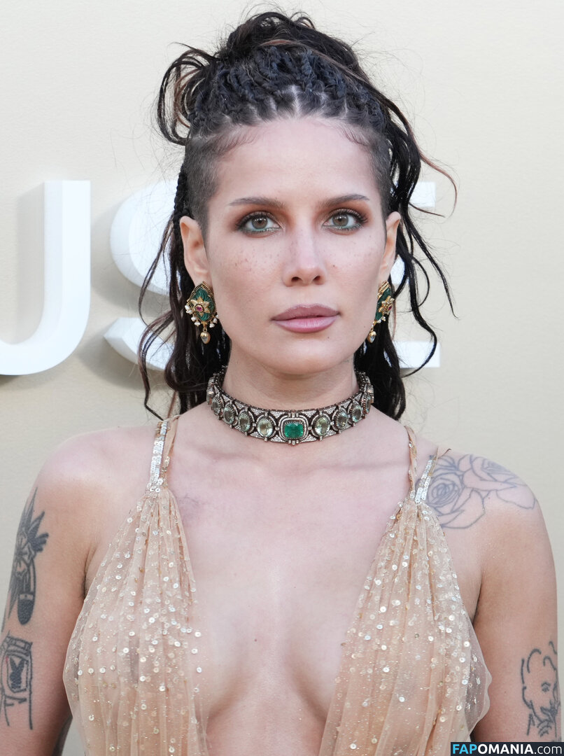 Halsey / https: / iamhalsey / yammahaaa Meztelen OnlyFans  Kikerült fotó #12