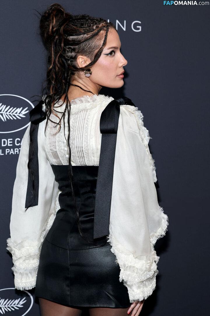 Halsey / https: / iamhalsey / yammahaaa Meztelen OnlyFans  Kikerült fotó #29
