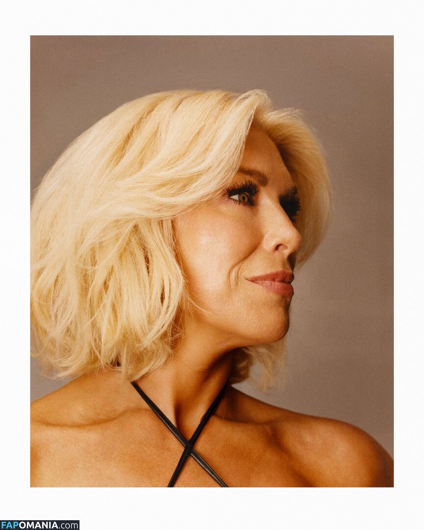 Hannah Waddingham / hannah_waddingham Meztelen OnlyFans  Kikerült fotó #9