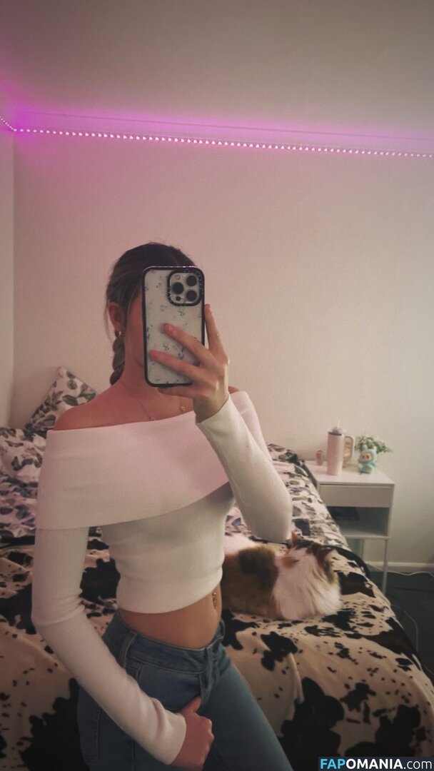 Holly Naude / hollyyynaude Meztelen OnlyFans  Kikerült fotó #1