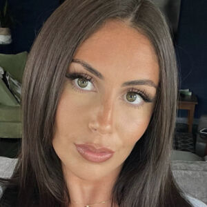 Holly Nowell