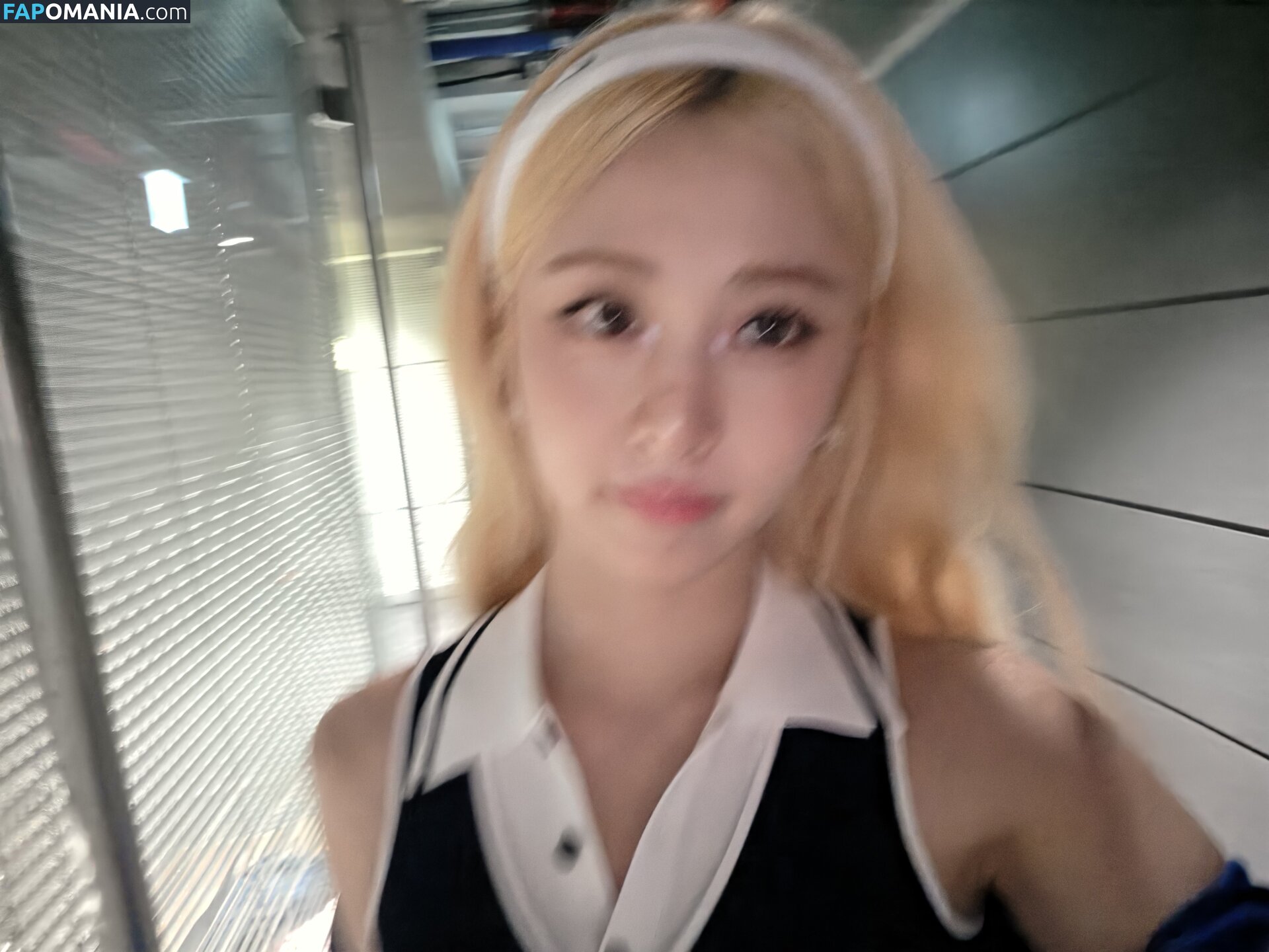 Huh Yunjin 허윤진 / LESSERAFIM / jenaissante Meztelen OnlyFans  Kikerült fotó #2