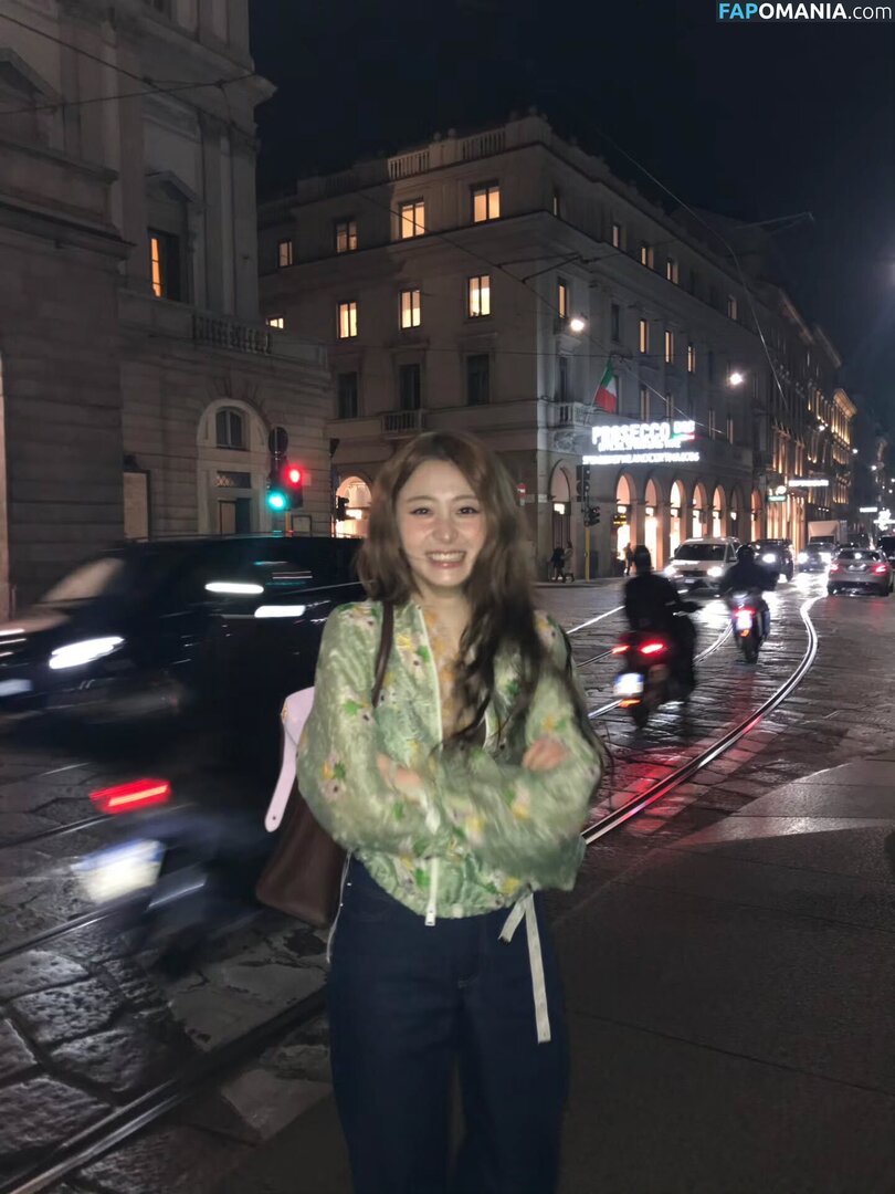 Huh Yunjin 허윤진 / LESSERAFIM / yunjin_lesserafims Meztelen OnlyFans  Kikerült fotó #20